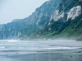 muroran itanki beach white cliffs